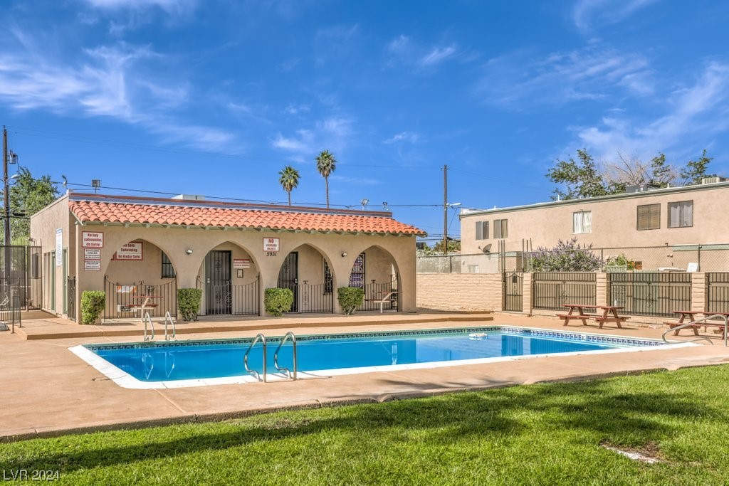 6011 Vegas Drive 0