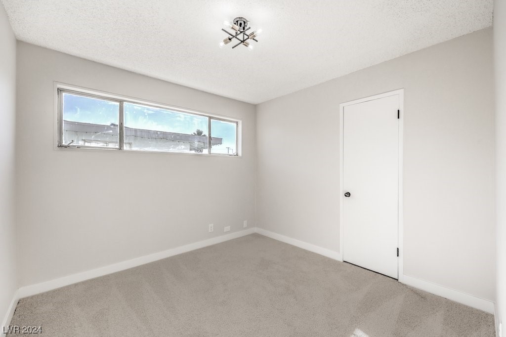 1206 Tumbleweed Avenue