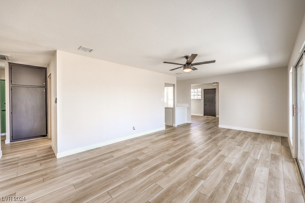 1206 Tumbleweed Avenue