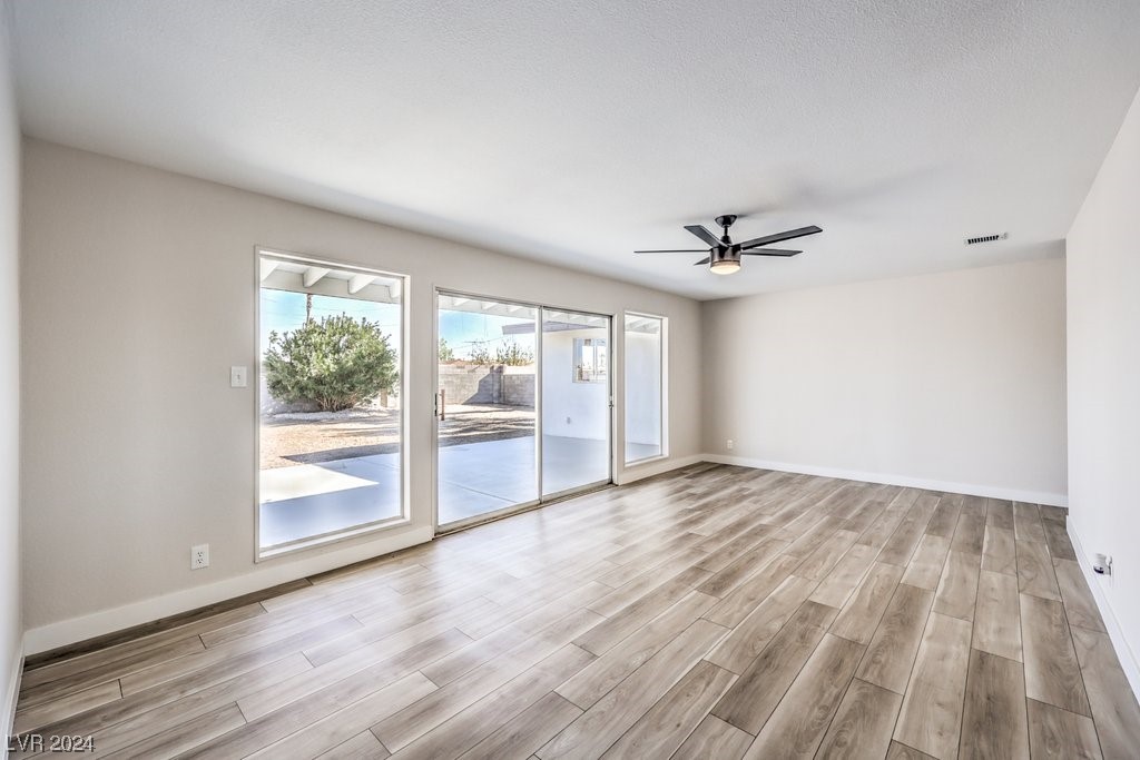 1206 Tumbleweed Avenue