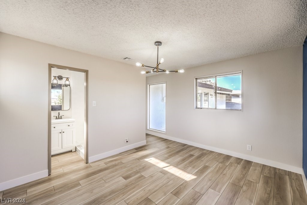 1206 Tumbleweed Avenue