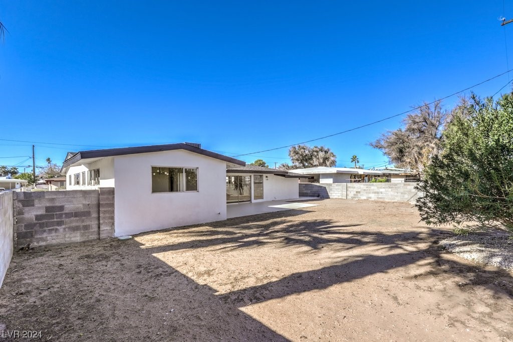 1206 Tumbleweed Avenue
