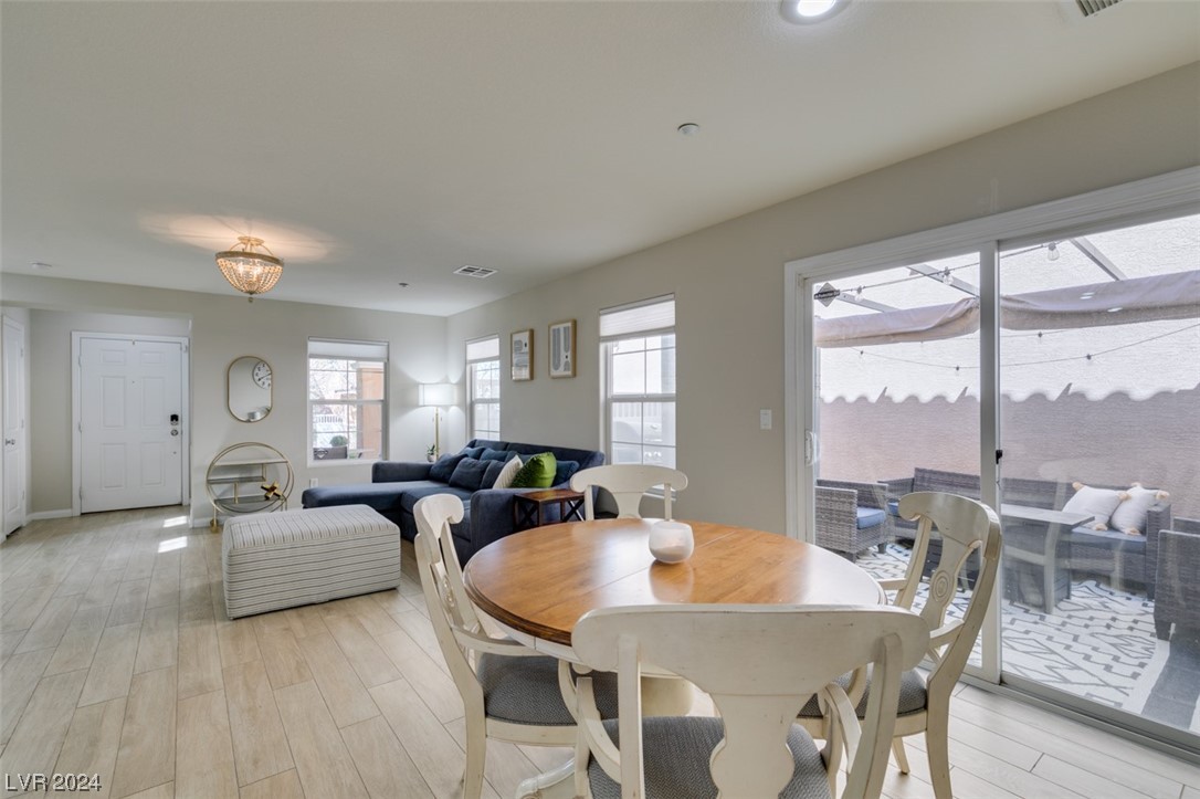 2084 Airy Petals Walk
