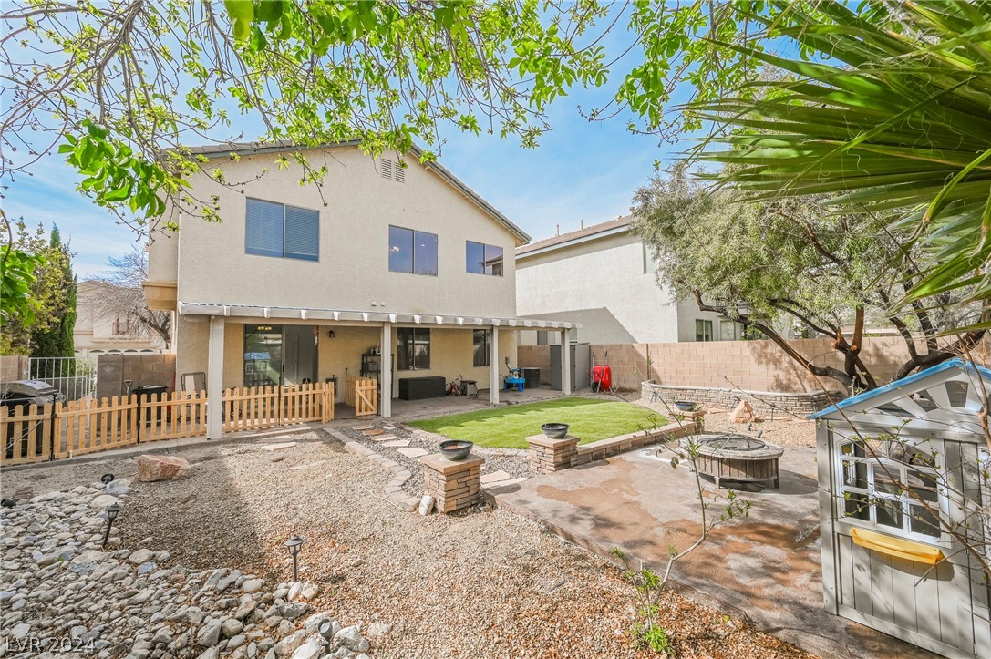 9116 Picket Fence Avenue