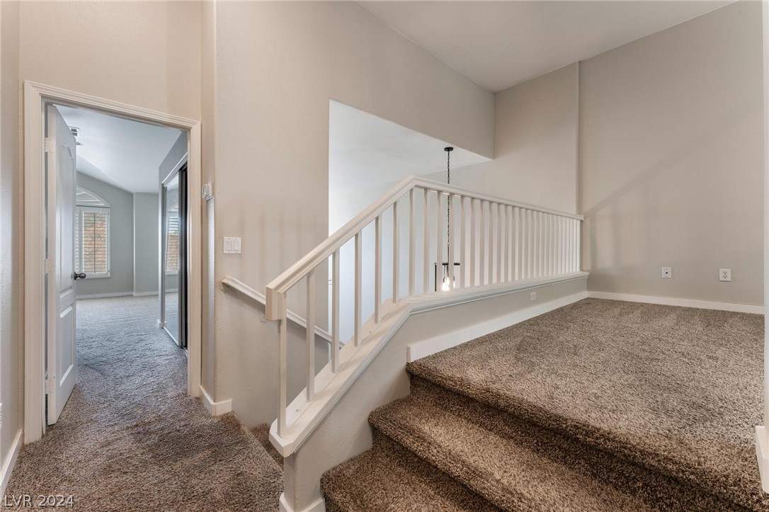 5945 Sunlight Garden Way n/a