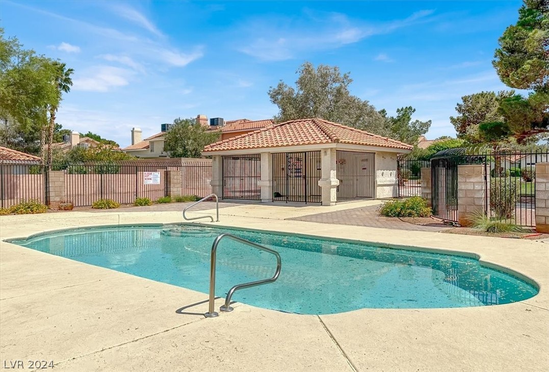 2806 Barrel Cactus Drive