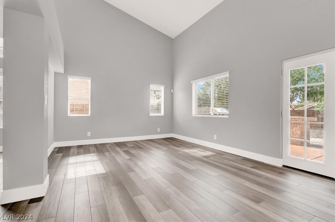 2806 Barrel Cactus Drive