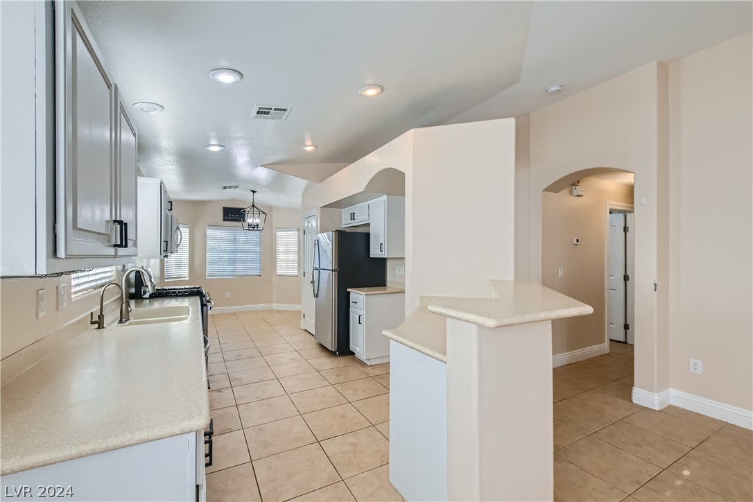 4340 Skimmers Court