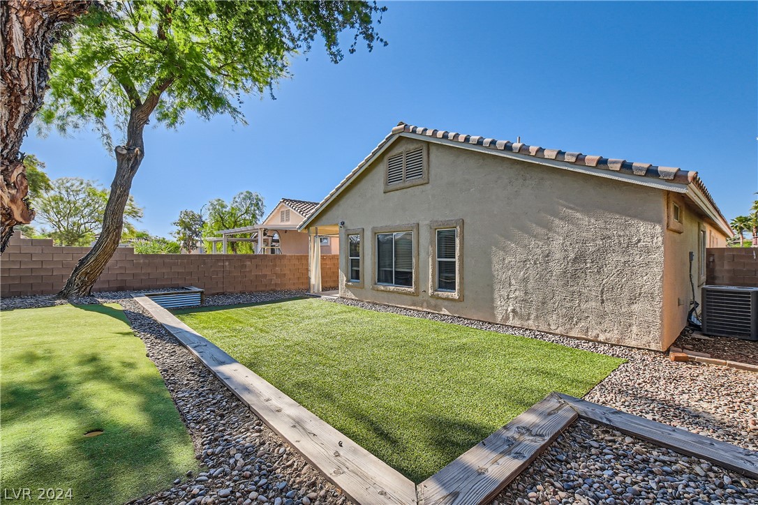 4340 Skimmers Court