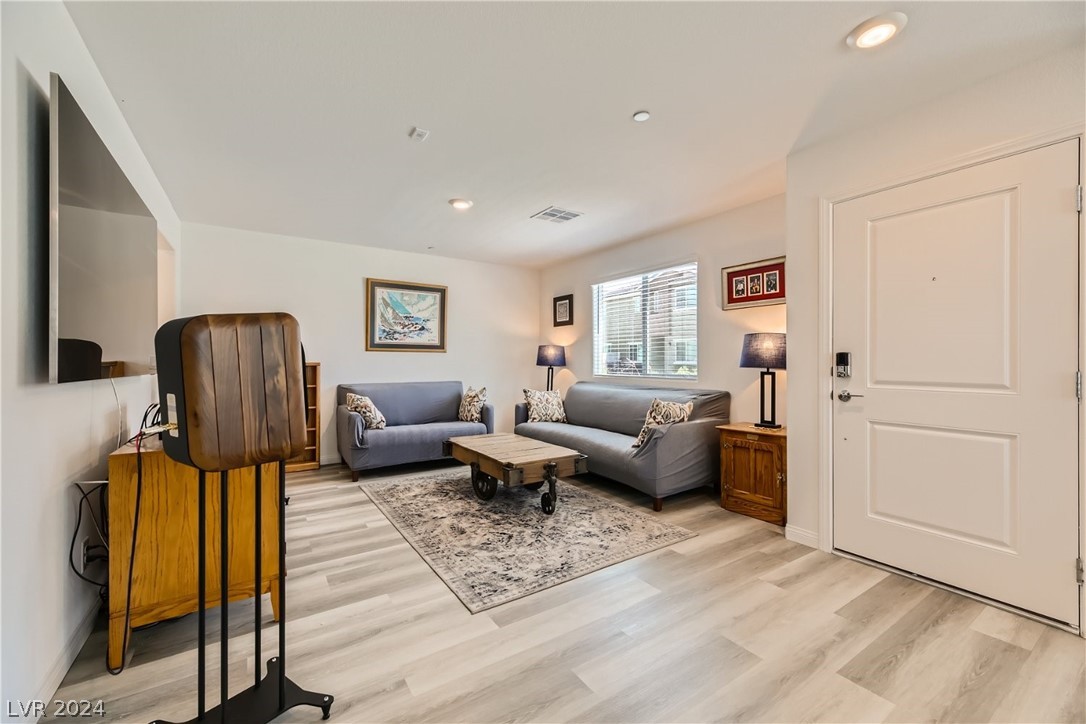 2828 Mosaic Moon Lane 5