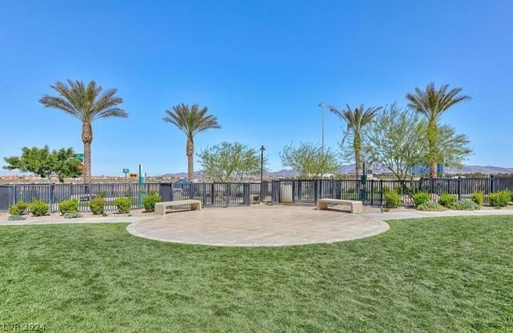 2828 Mosaic Moon Lane 5