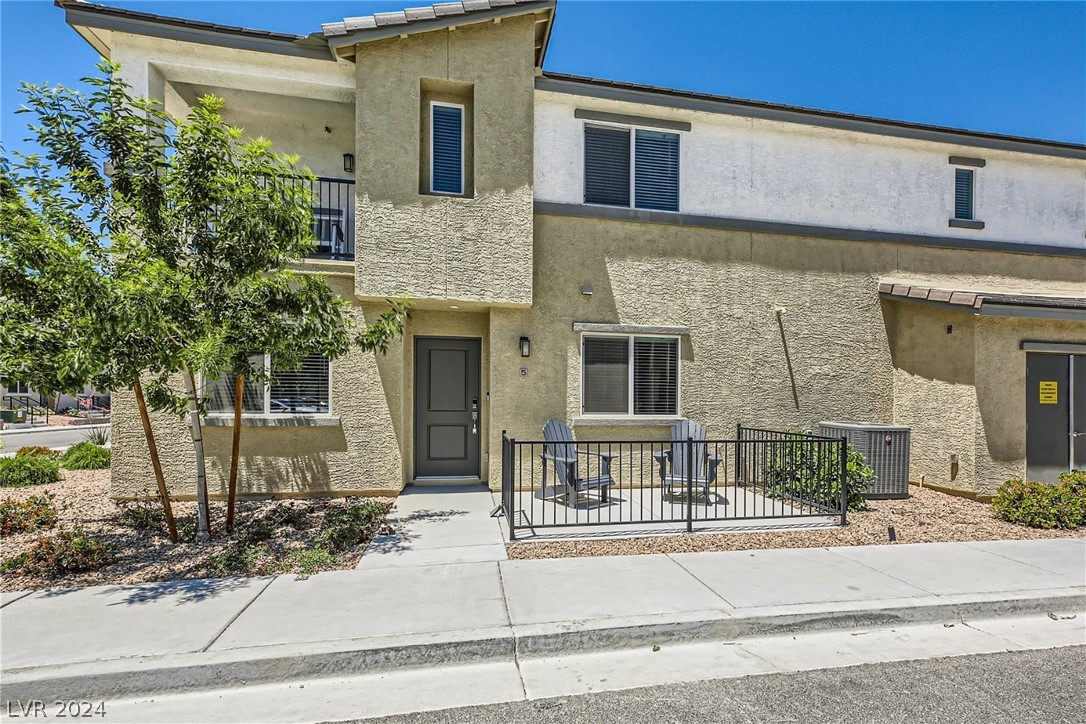 2828 Mosaic Moon Lane 5