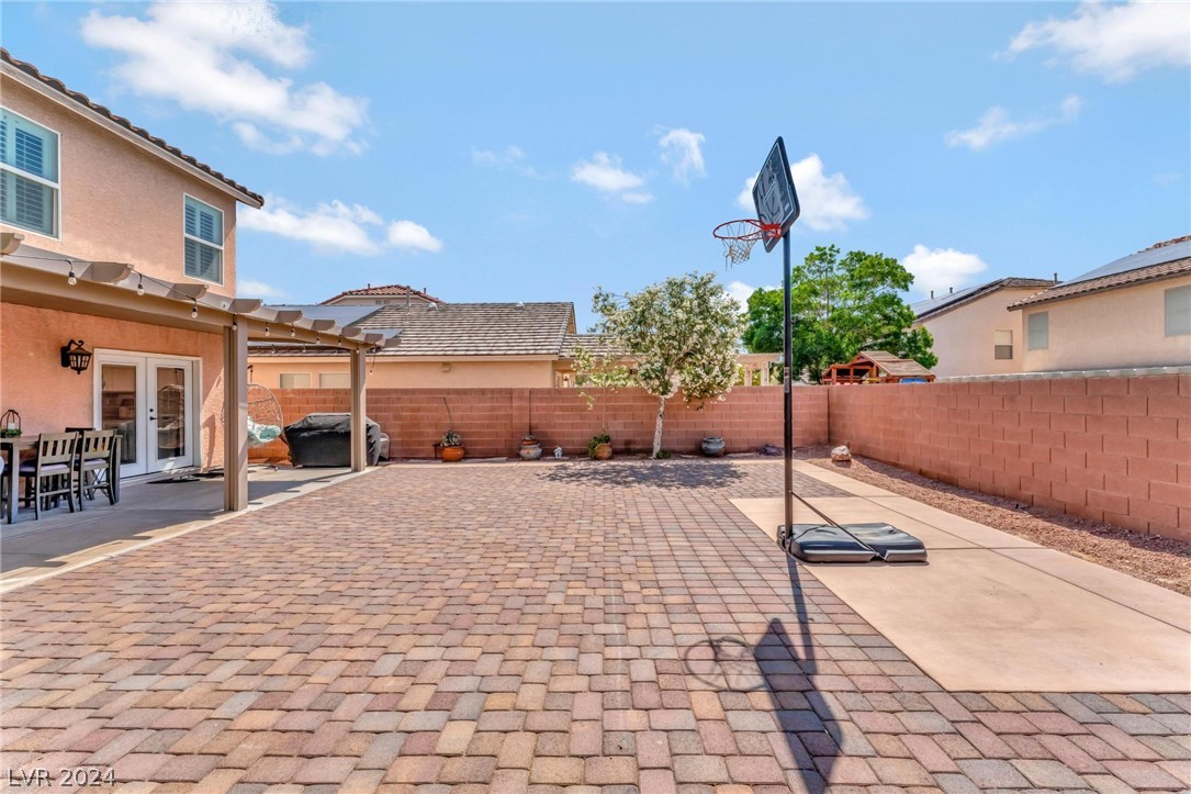 5009 Hadley Meadow Court