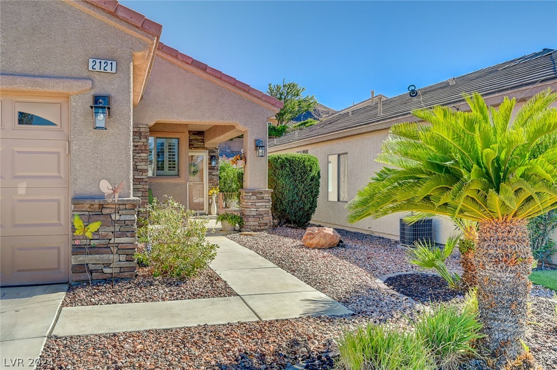 2121 Desert Woods Drive