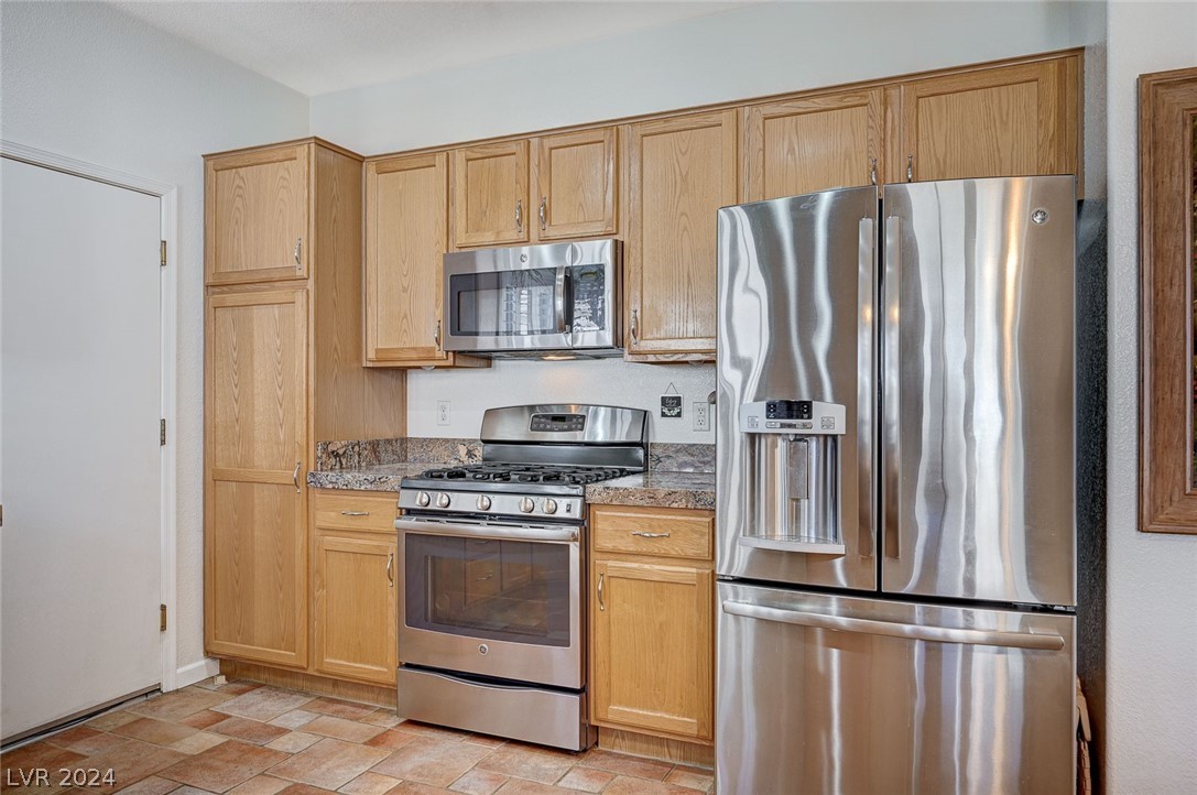 2121 Desert Woods Drive