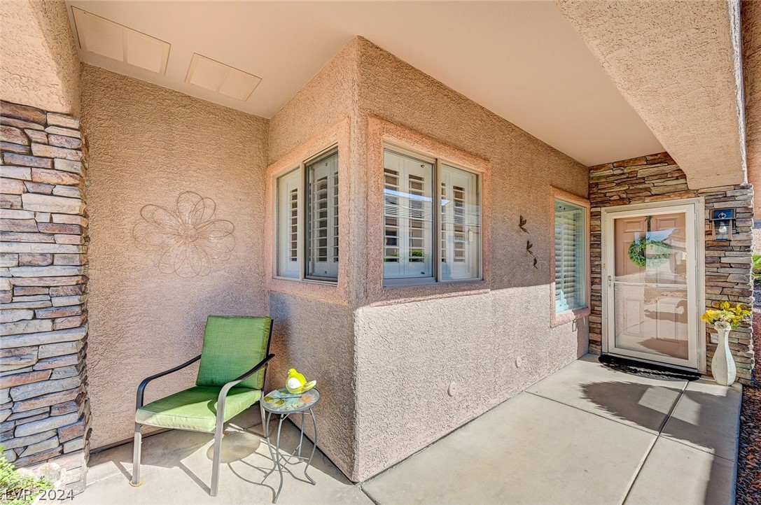2121 Desert Woods Drive