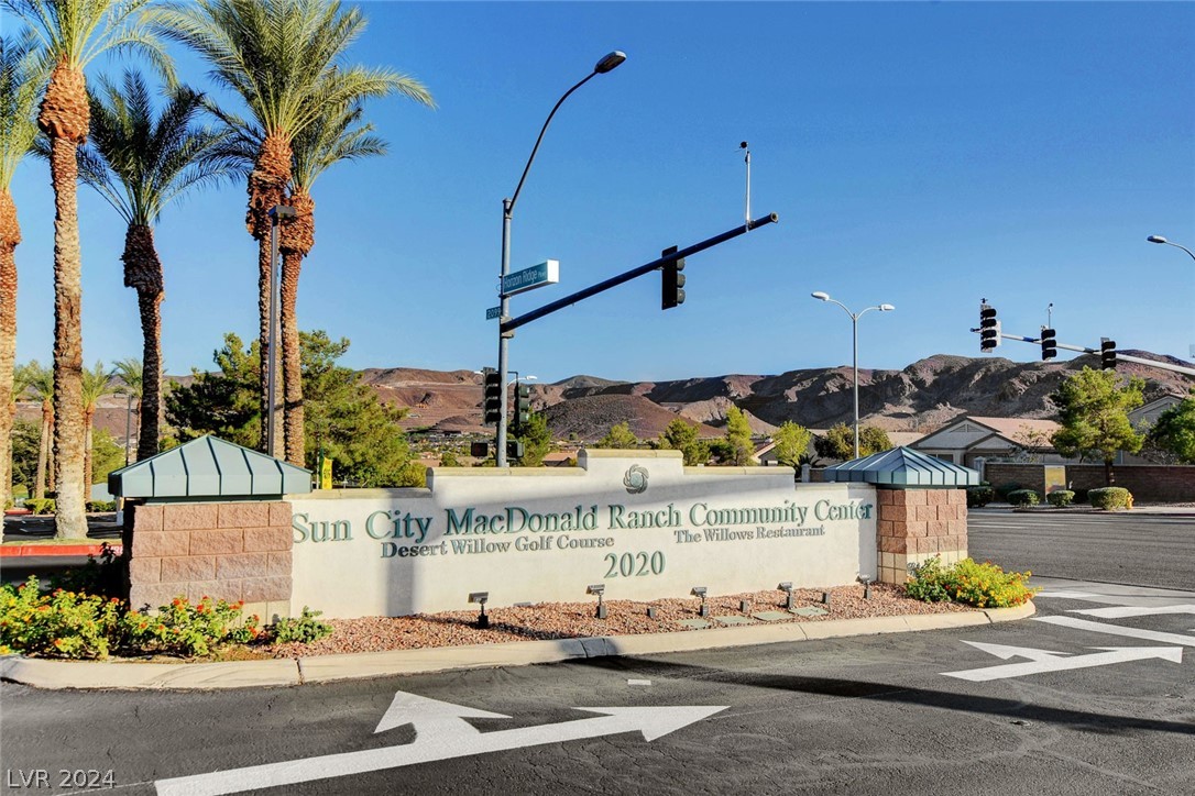 2121 Desert Woods Drive