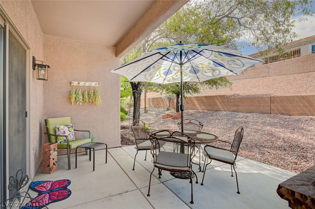 2121 Desert Woods Drive