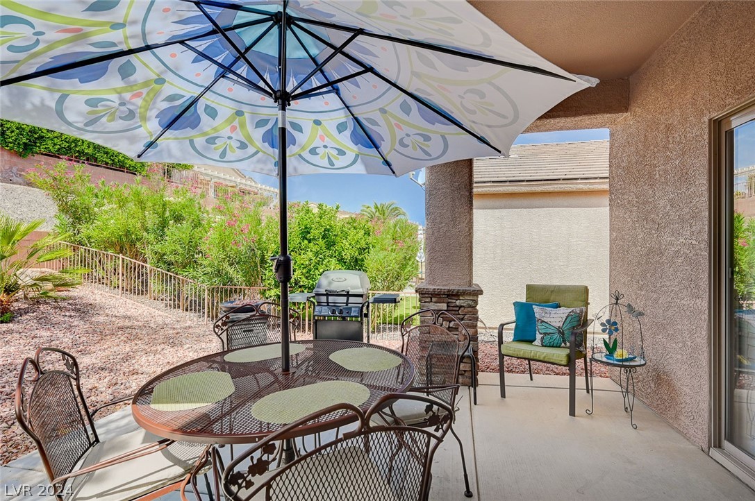 2121 Desert Woods Drive