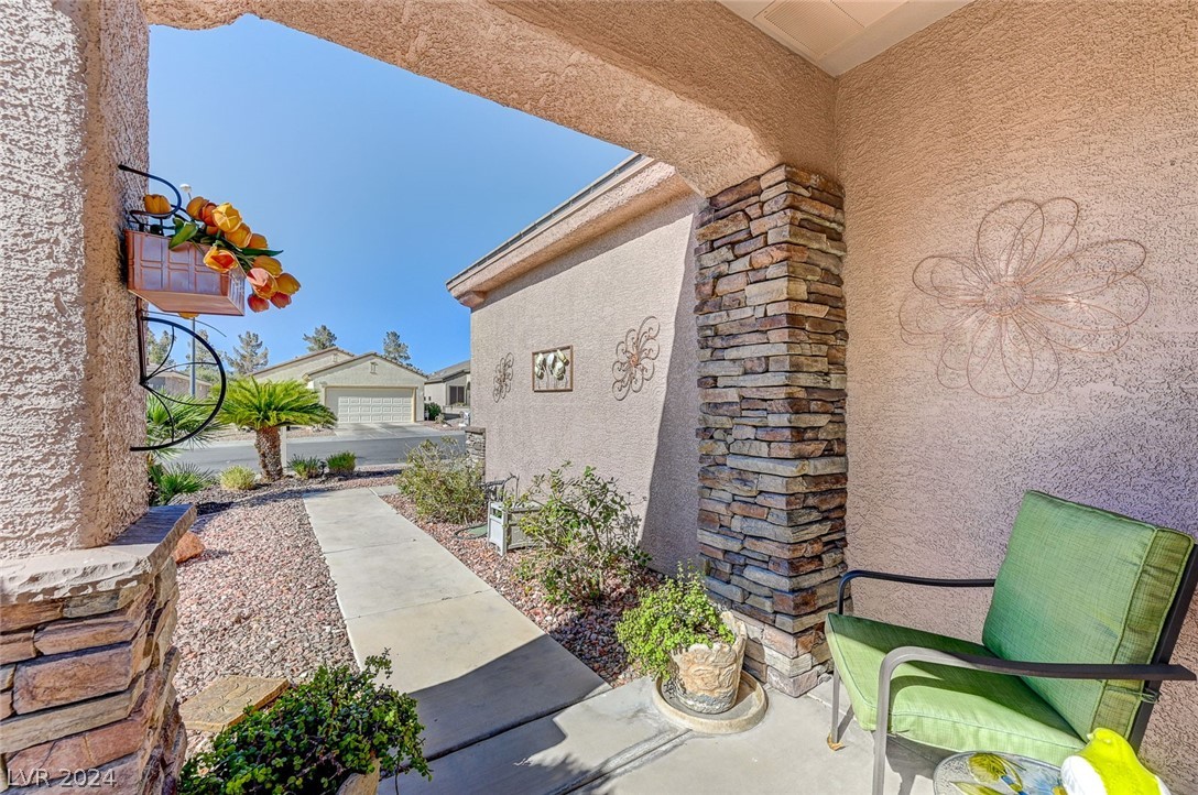 2121 Desert Woods Drive