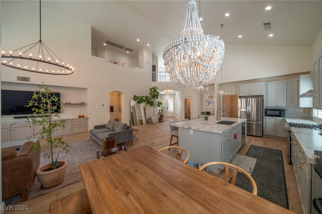 959 Armandito Drive