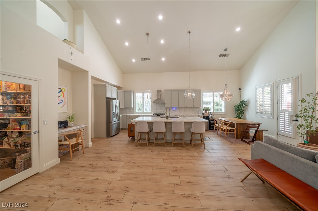 959 Armandito Drive