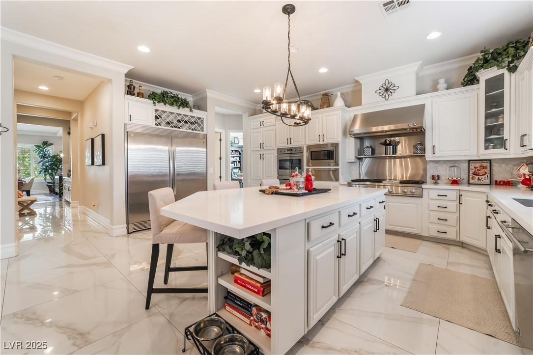 6541 Ashley Vale Street