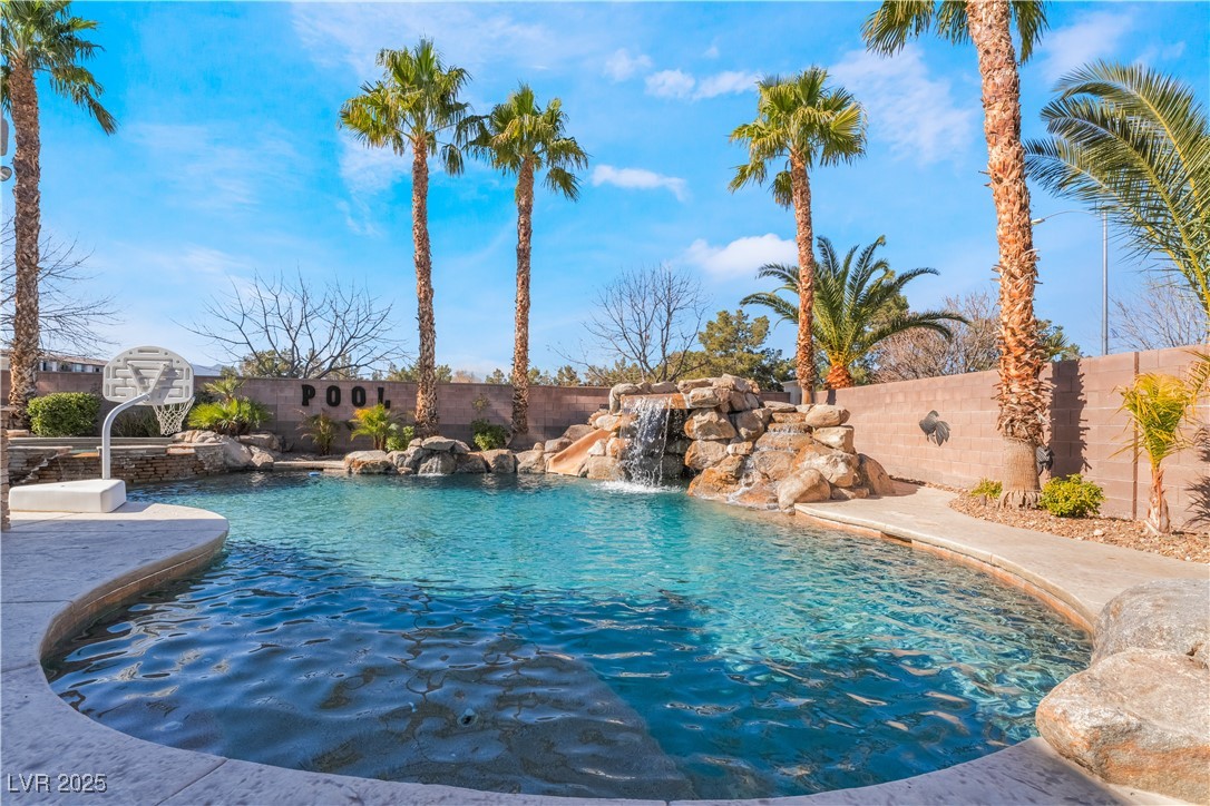 6541 Ashley Vale Street