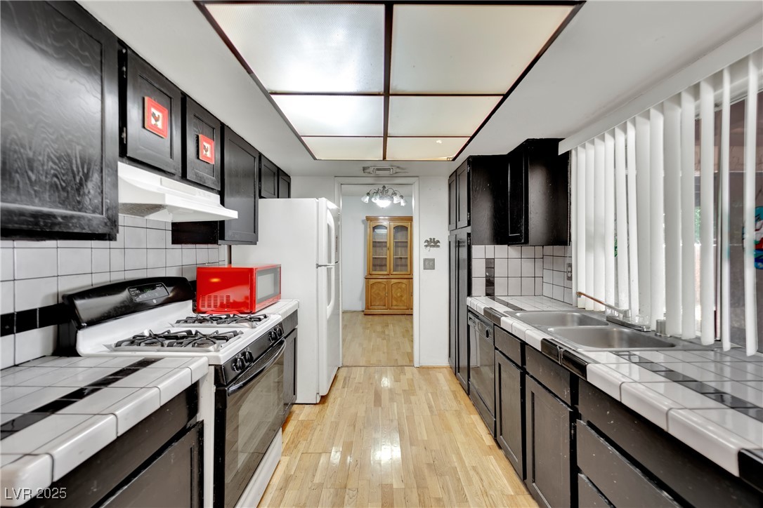 4237 Brockton Green Court