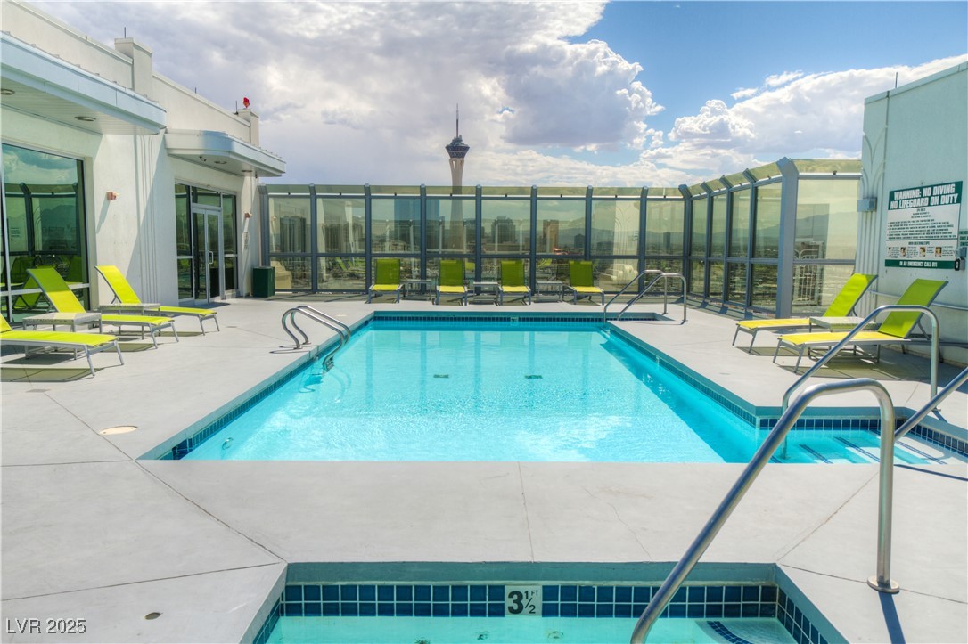 900 South LAS VEGAS Boulevard 815