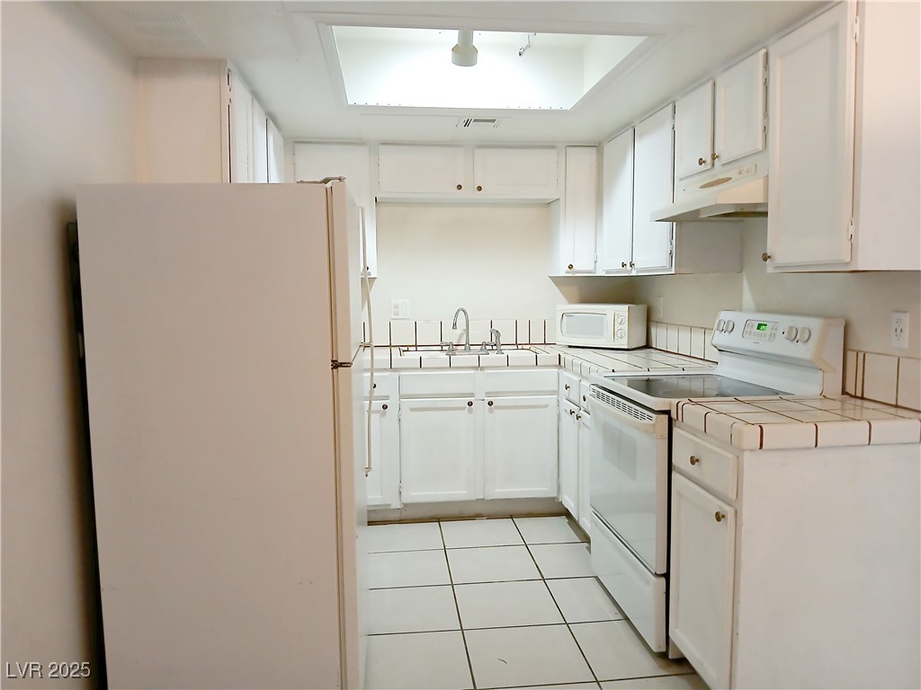 2471 Old Forge Lane 105