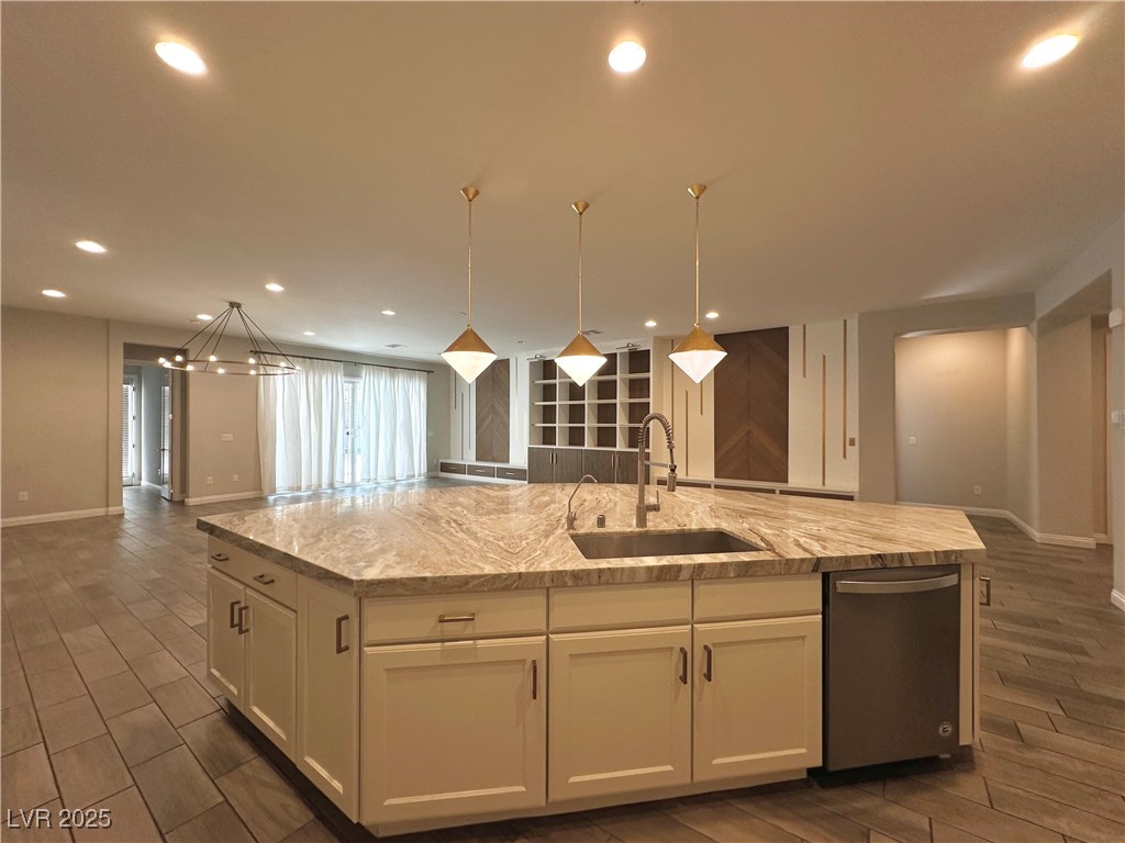 7011 Arabian Ridge Street