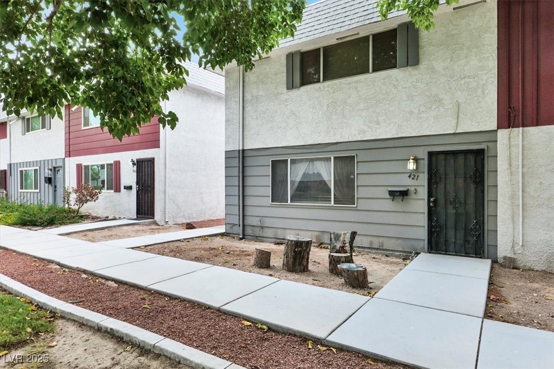 421 Greenbriar Townhouse Way