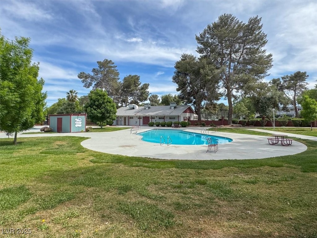421 Greenbriar Townhouse Way