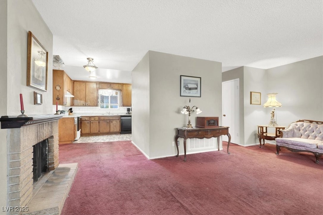 421 Greenbriar Townhouse Way