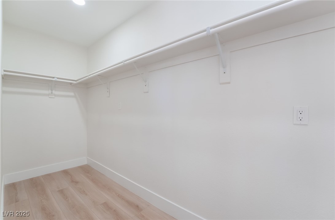 611 East Fairway Road