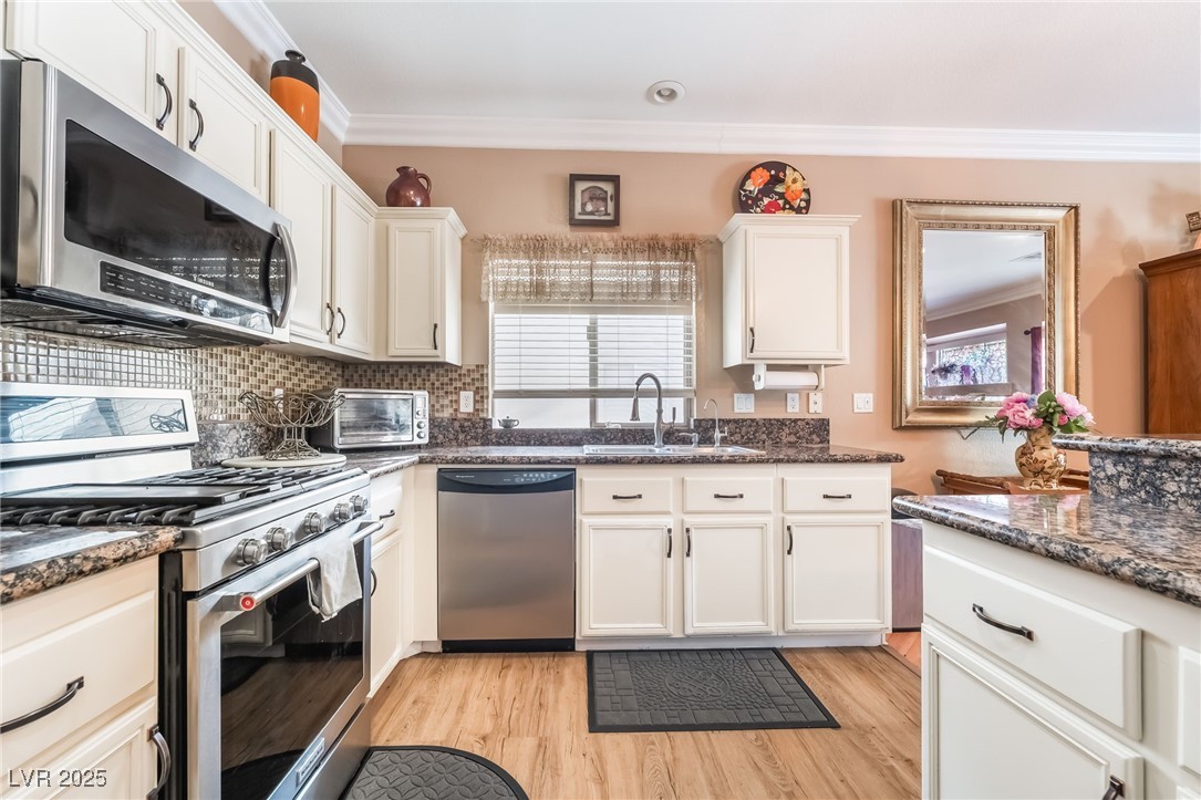 5910 Terra Grande Avenue