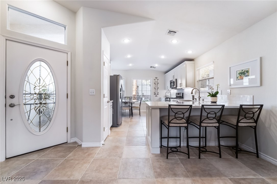 3199 Moon Beam Avenue