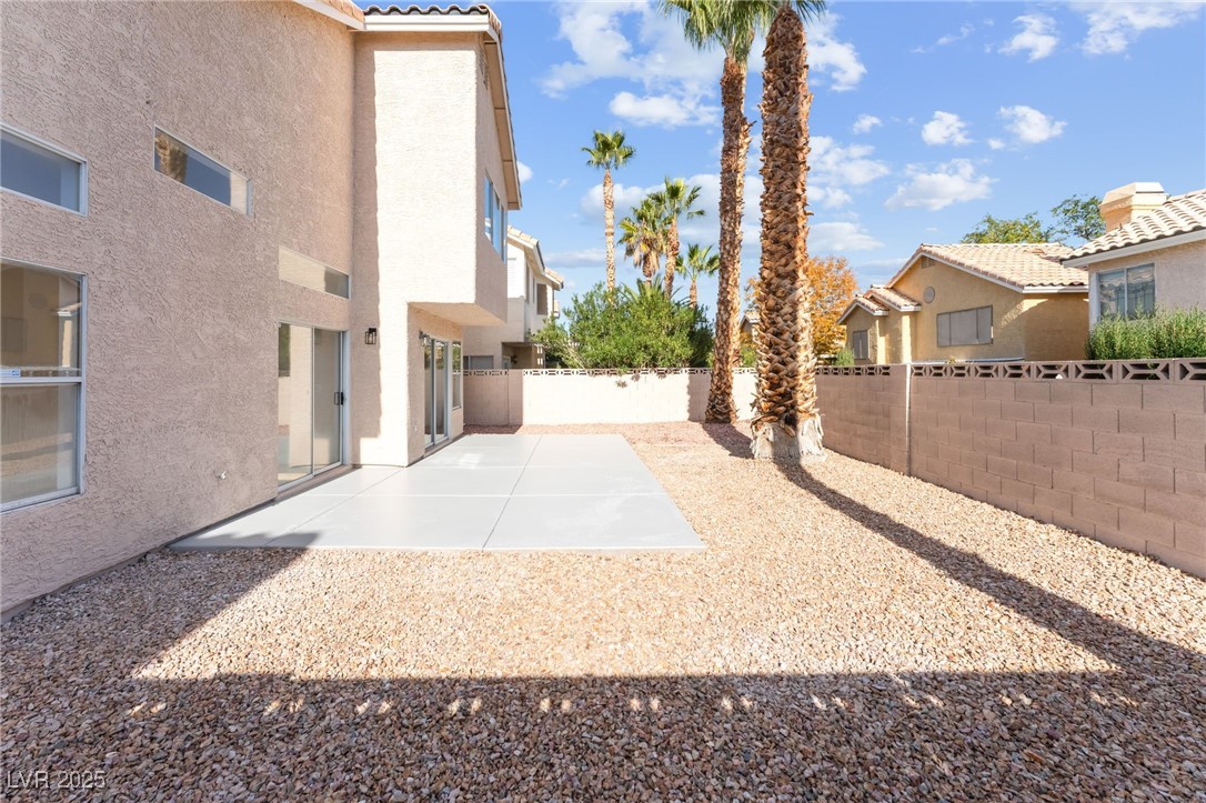 2432 Ginger Lily Lane