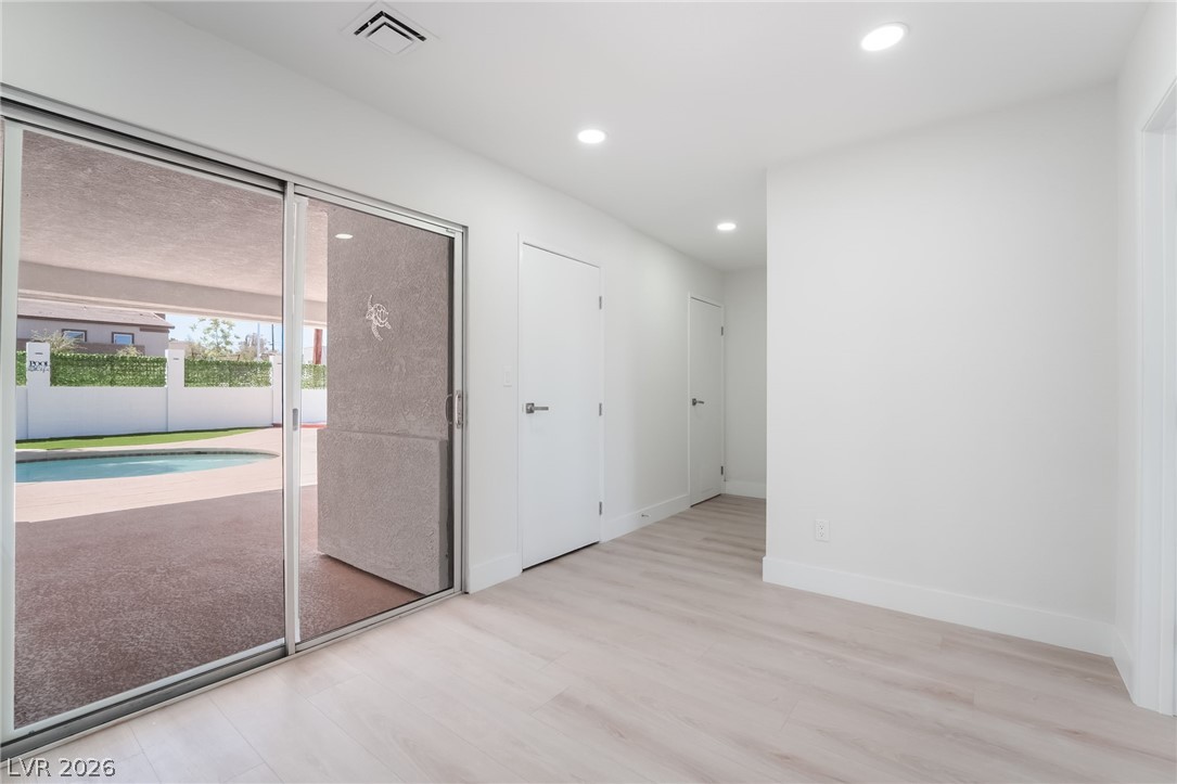 611 East Fairway Road