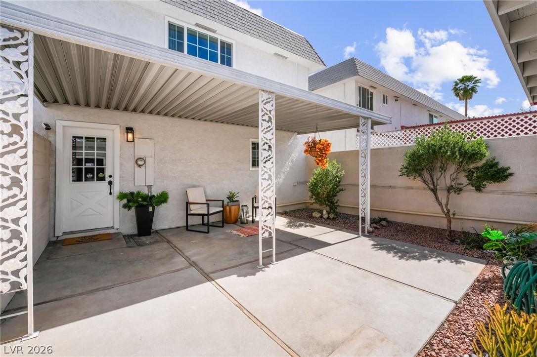 421 Greenbriar Townhouse Way
