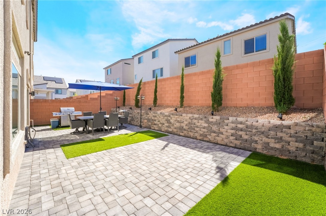 10395 Joaquin Fire Street