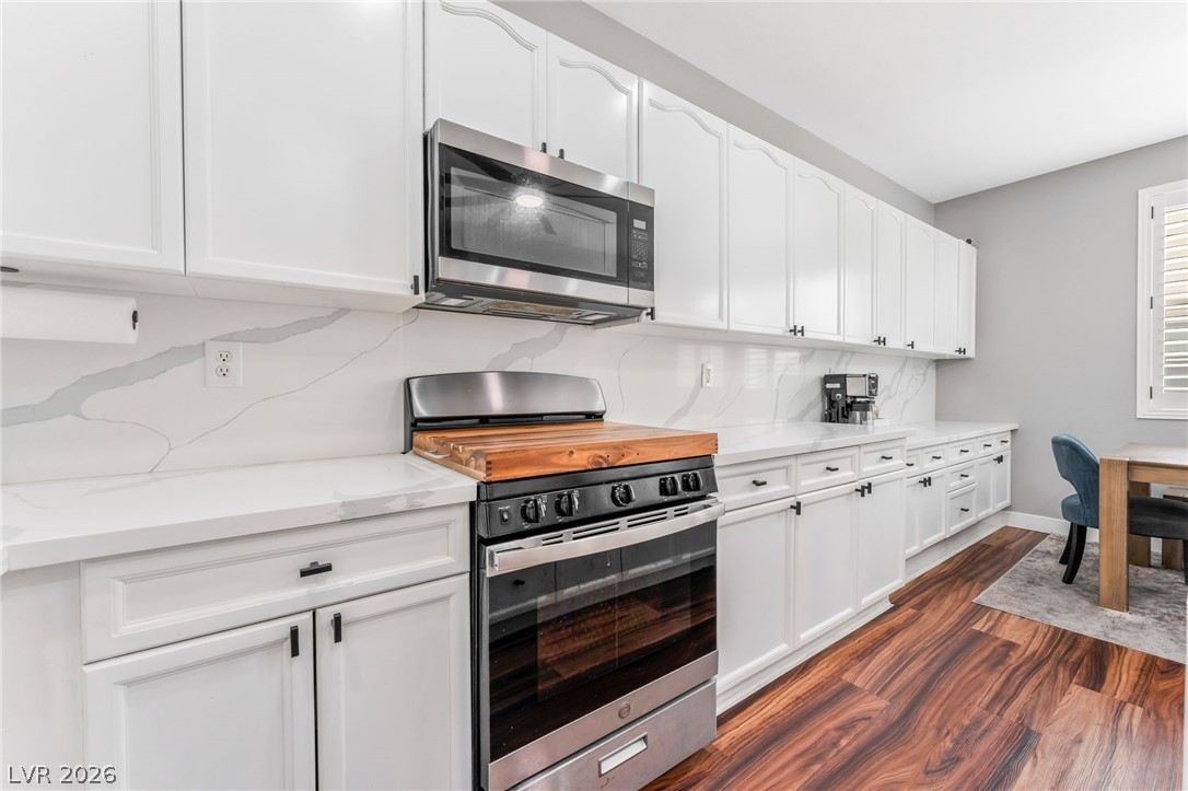 7561 Cutting Edge Court