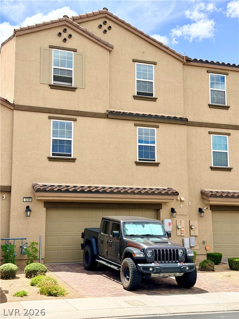 1235 Raritan Place