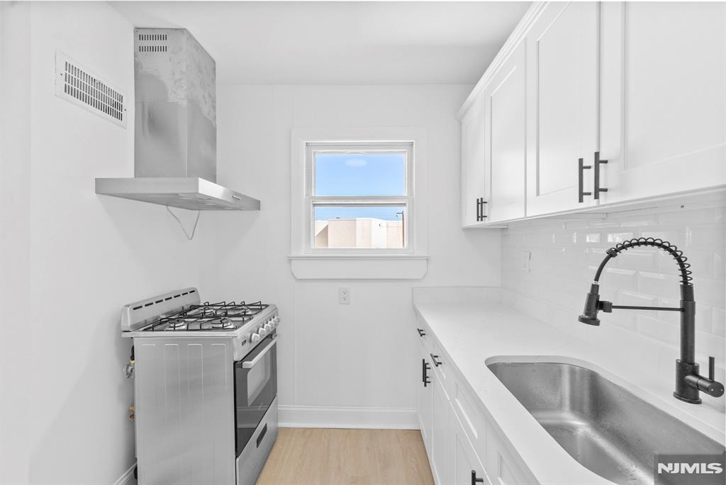 514-518 Lafayette Avenue