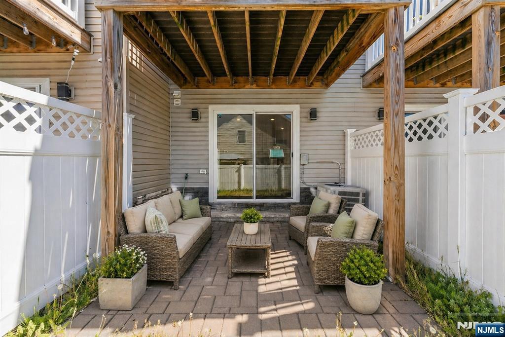 93 Prospect Street 2