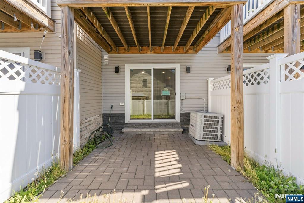 93 Prospect Street 2