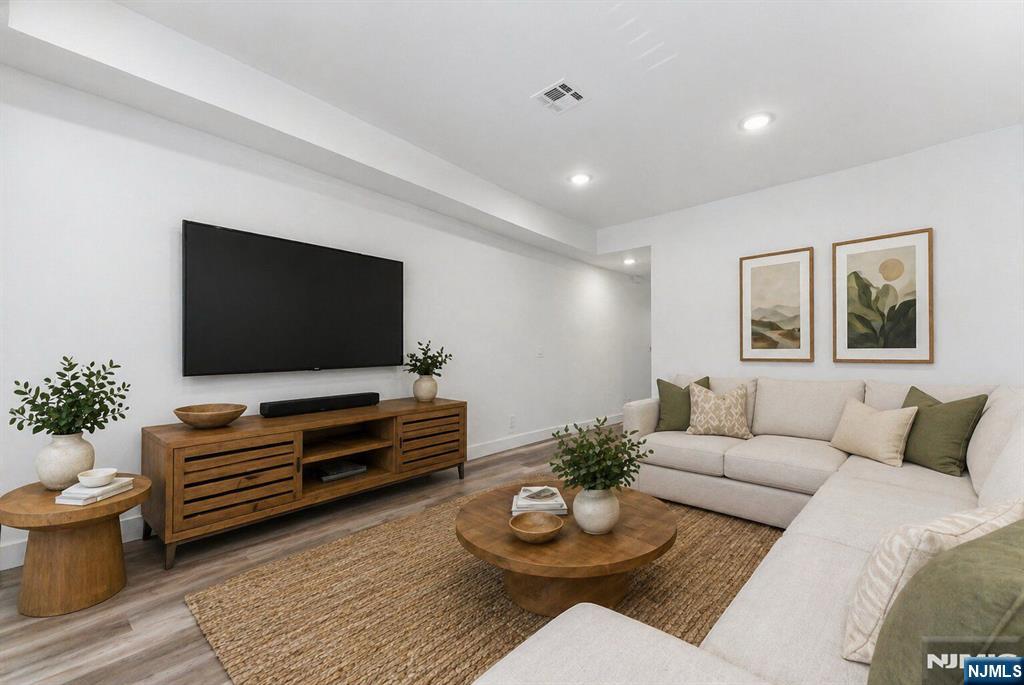 93 Prospect Street 2