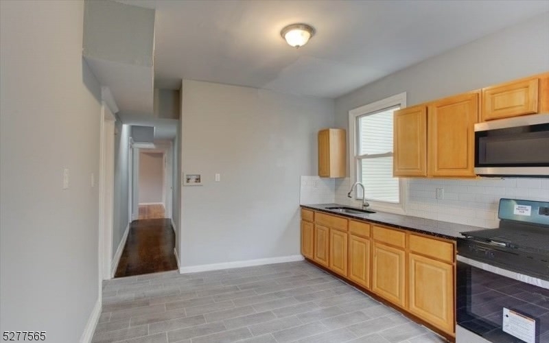 99 Columbia Ave U3