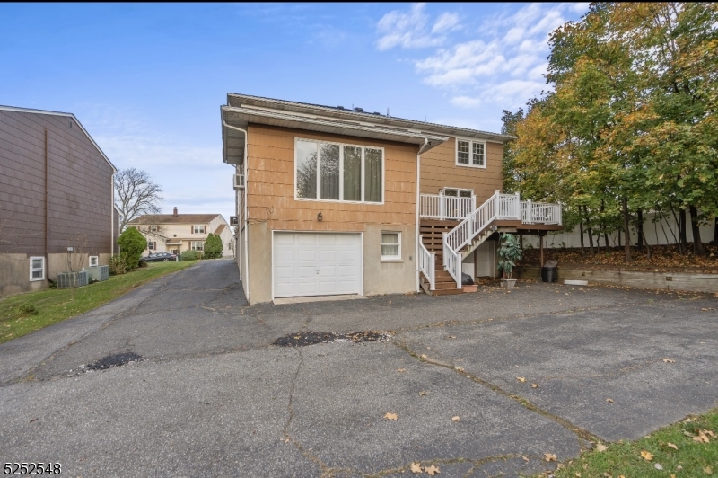 10 Roseland Ave 1